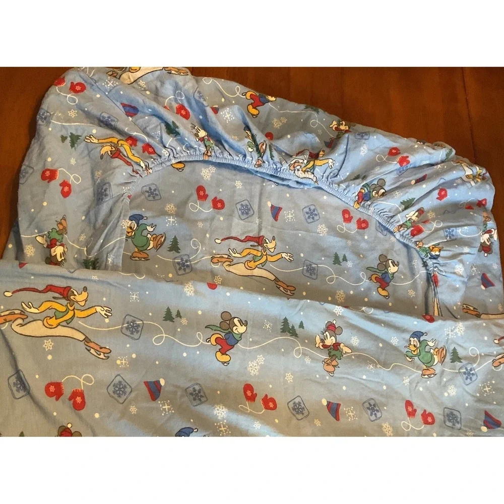 VTG Disney Twin Sheet SET 100% Cotton Flannel Winter Mickey Donald Minnie Pluto